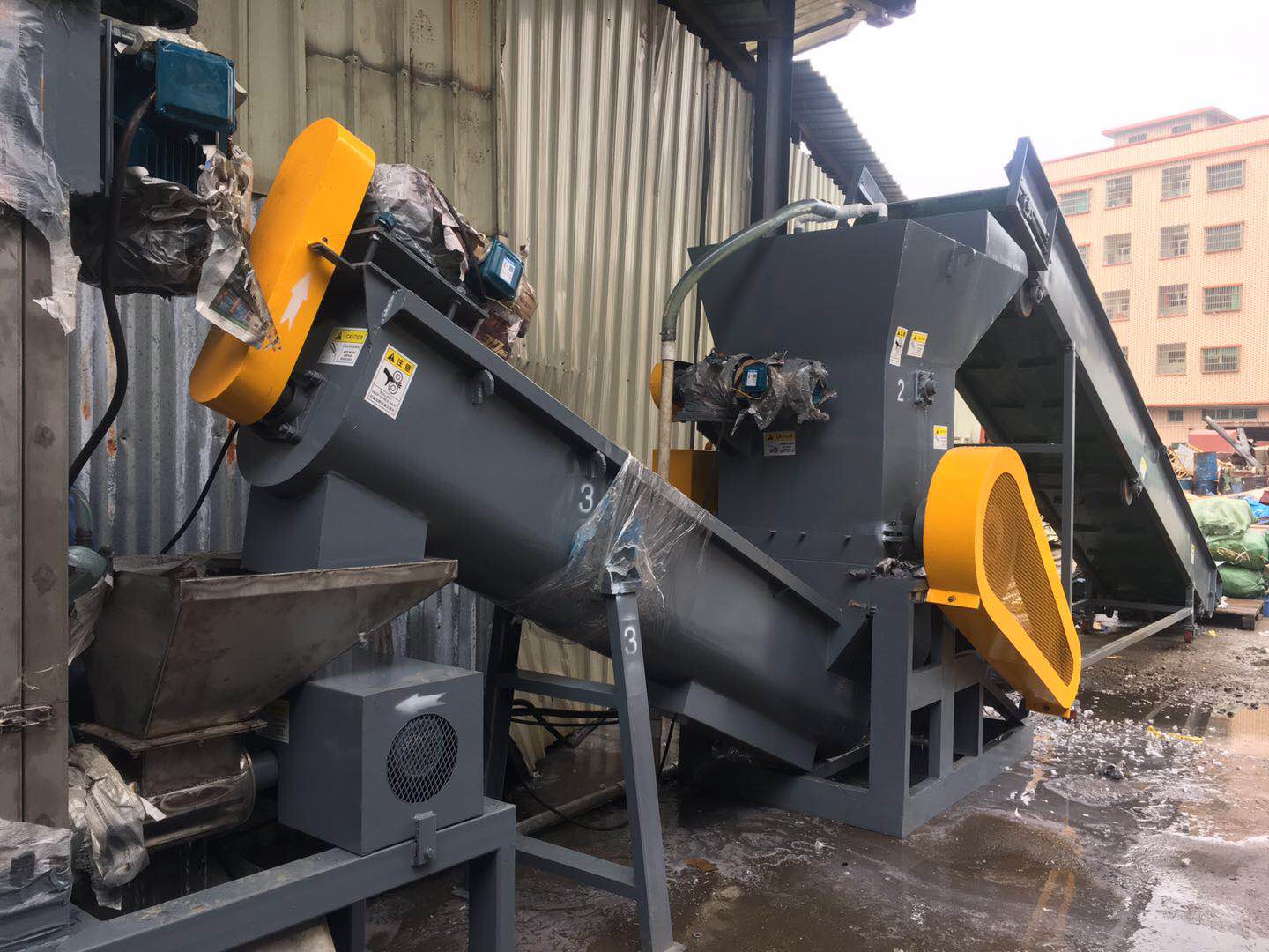 【危廢醫(yī)療塑料破碎清洗線廠家供應(yīng)硅橡膠分選機(jī)東莞重源塑料機(jī)械】